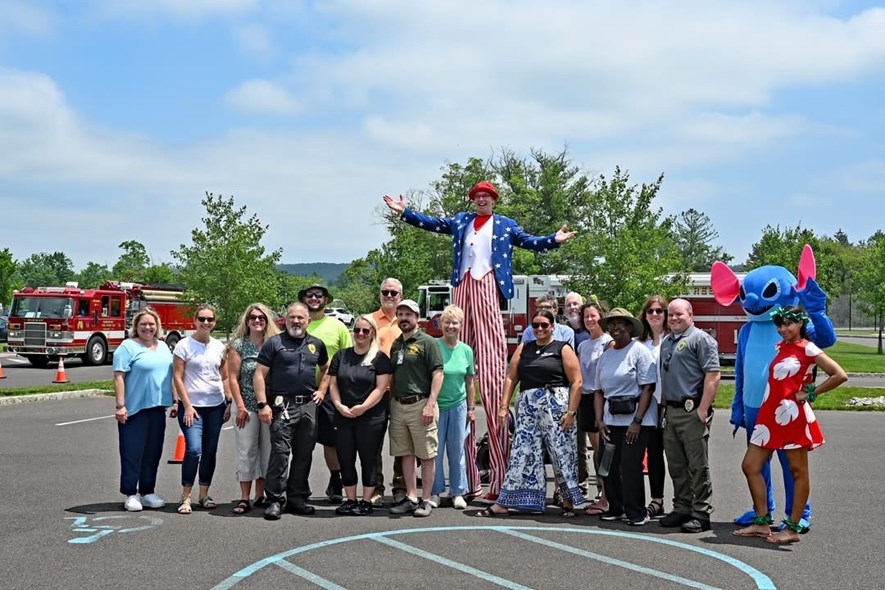 325 Reasons to Smile: Buckingham’s Day in the Park 2025!